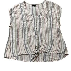 Women’s size 0 Torrid Blouse f20